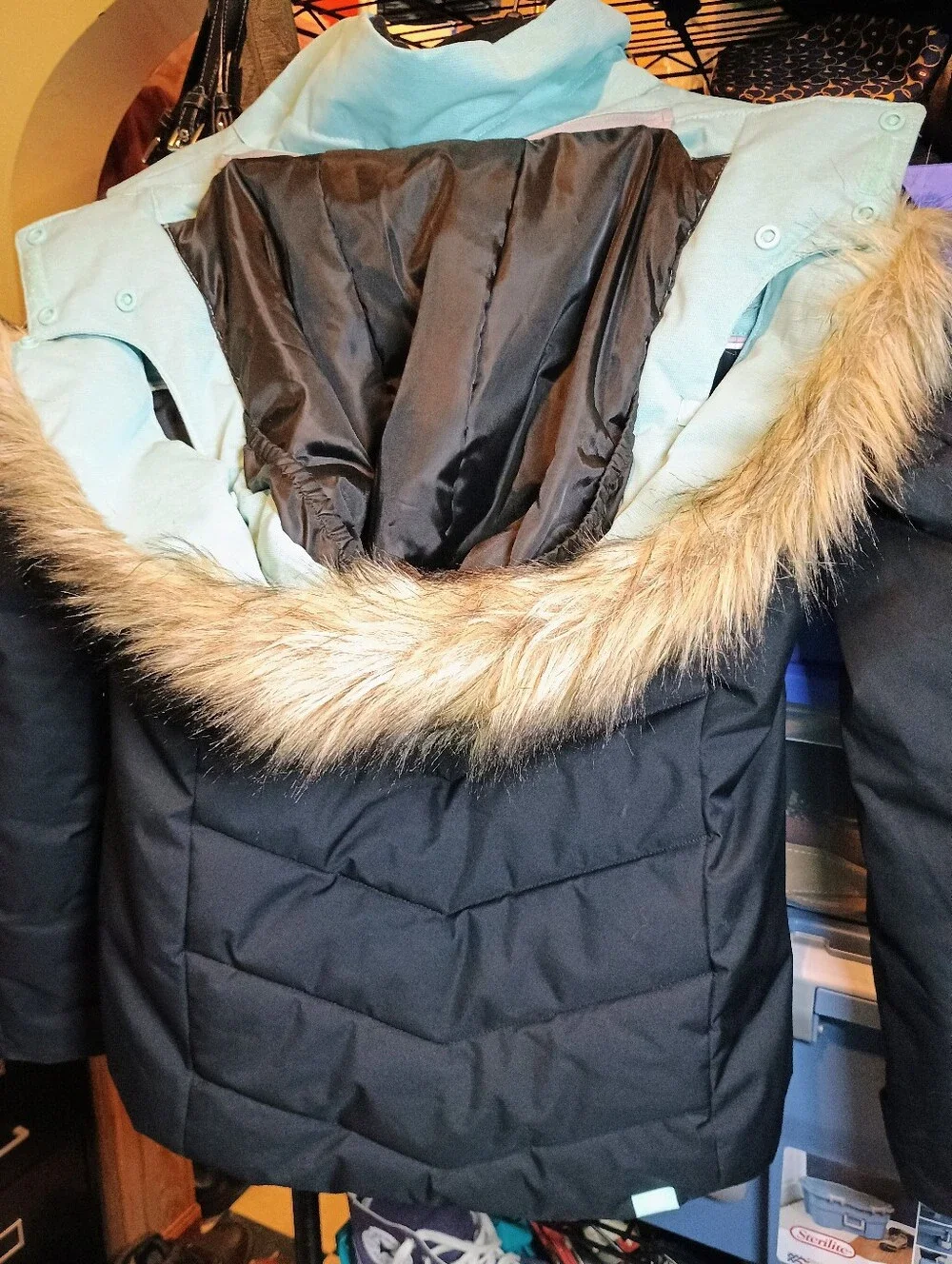 Roxy Girl DryFlight Insulated Ski Snowboard Jacket Size 12 / Large Black Mint